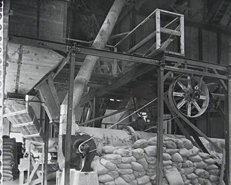 Willes Feldspar Quarry — early 1900's showing rock crushing machine