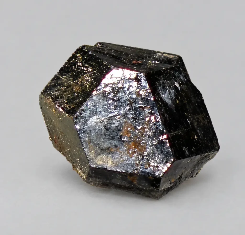 8mm Swamp Quarry uraninite - single crystal